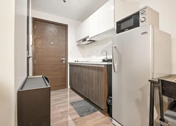 Guest house Makati 1br With Skyline View At Air Residences *