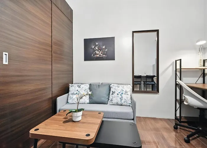 Makati 1br With Skyline View At Air Residences Guest house